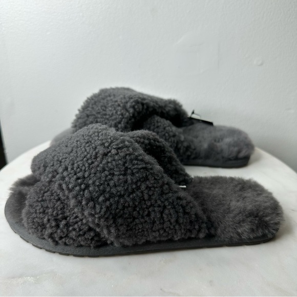 NEW Emu Australia Shearling Fur Slippers size 7 - Picture 6 of 6
